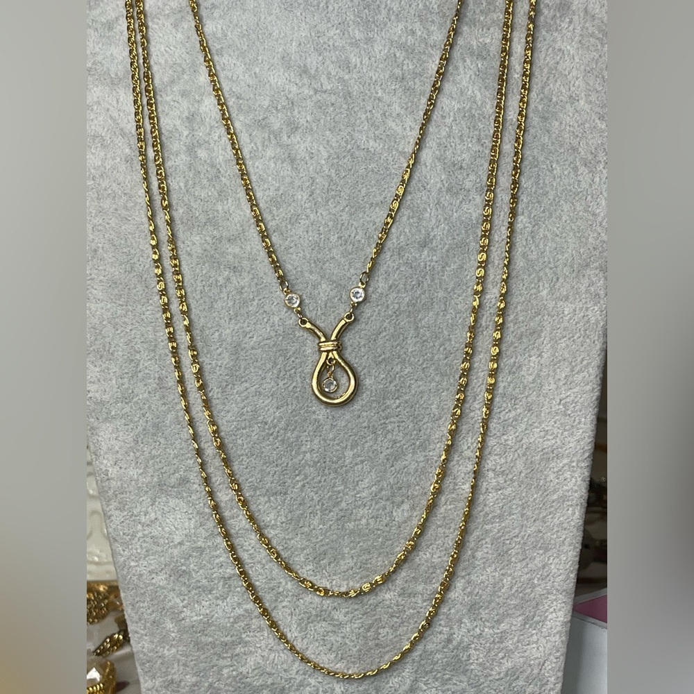 Vintage multi chains with a Y drop pendant